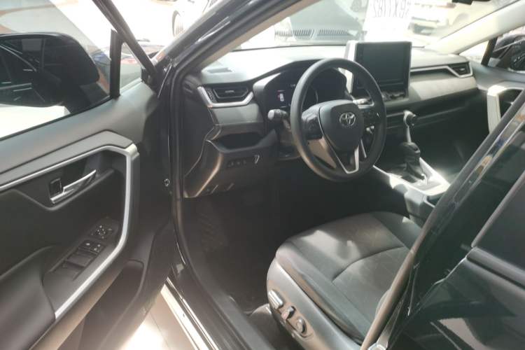 Used Toyota RAV4 2020 Dual-Engine 2.5L E-CVT Two-Wheel Drive Elite Edition