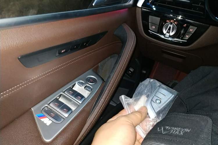 Used BMW 5 Series 2021 Facelifted 525Li M Sport Package Interior 1