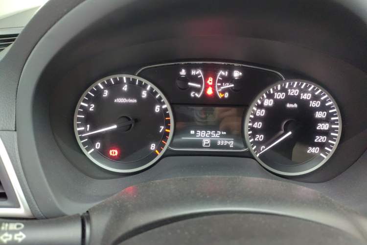 Used Nissan Sylphy 2019 1.6XV CVT Smart Connect Luxury Edition China VI Standard Instrument Cluster