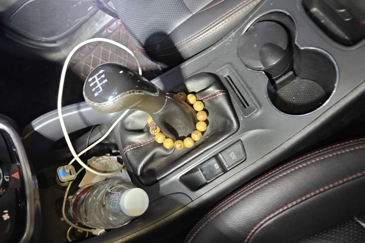 Used Changan CS75 2014 2.0L Manual Luxury Version China IV Standard