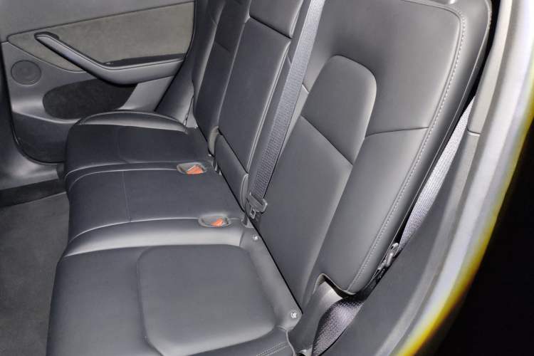 Used Tesla Model Y 2022 Revised Version Rear-Wheel Drive Left Rear Seat