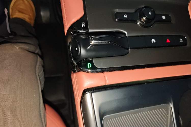 Used Nio EC6 2020 440KM Signature Edition Gear Lever