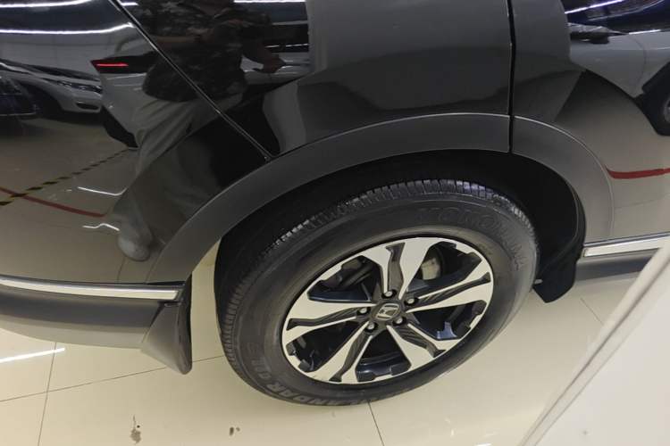 Used Honda CR-V 2017 240TURBO CVT Front-Wheel Drive Fashion Edition