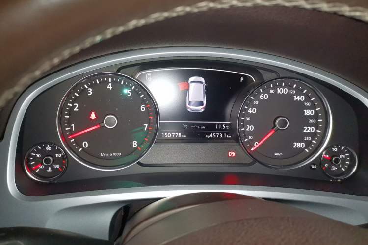 Used Volkswagen Touareg 2016 3.0 TSI Standard Version Instrument Cluster