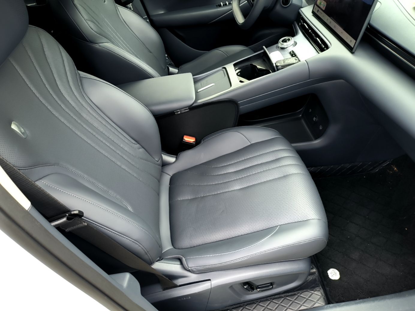 Geely Galaxy E5 2026 Model 610km Exploration+ Edition — снимка 19