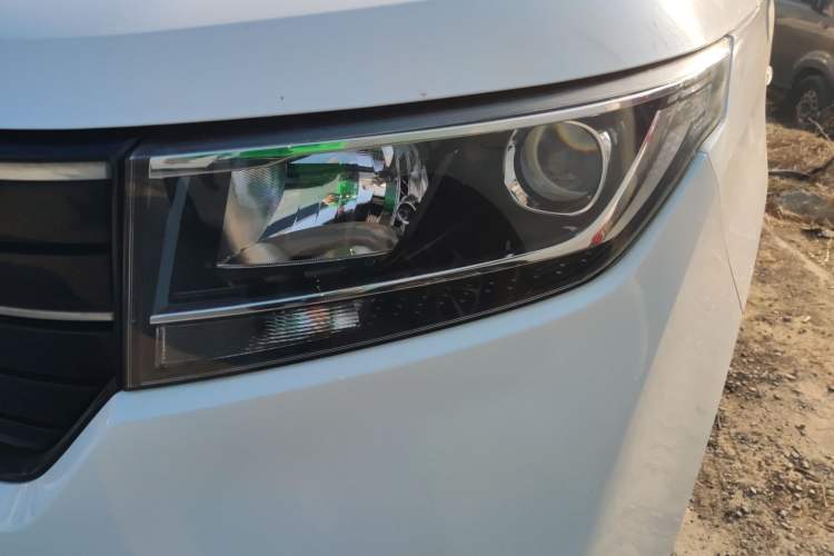 Used Wuling Hongguang PLUS 2019 1.5T Manual Luxury 7-Seater
