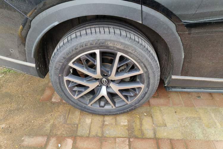 Used GAC Trumpchi GS8 2022 Flagship Series 2.0 TGDI Two-Wheel-Drive Prestige Edition (7 Seats) Exterior 5