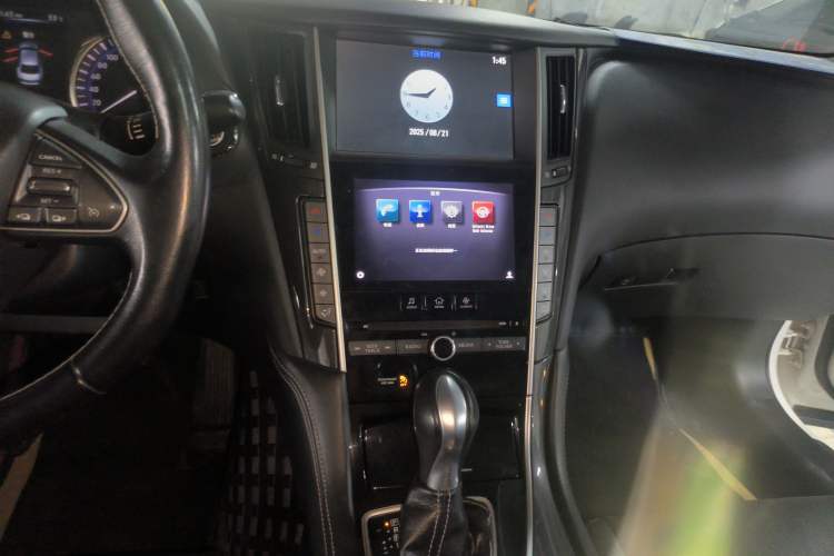 Used Infiniti Q50 2014 2.0T Comfort Edition
