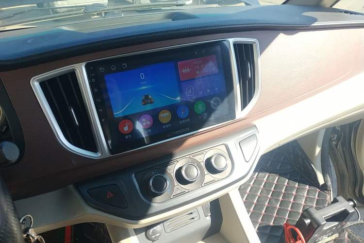 Used FORTHING Lingzhi 2019 M5 1.6L 7-Seater Base Model China VI
