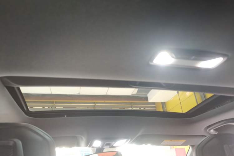 Used CHANGAN UNI-V iDD 2023 Zhidian iDD 1.5T 113km Smart & Fun Version (Rapid Edition)