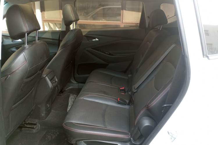 Used Chevrolet Orlando 2020 Light Hybrid Redline 530T Automatic Enjoyment Edition (5+2 Models)
