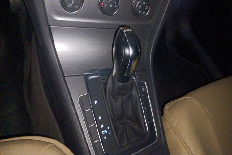 Used Volkswagen Golf 2015 1.4TSI Automatic Comfort Model