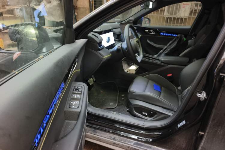 Used Lynk & Co 03 2025 1.5TD DCT Champion Edition Pro
