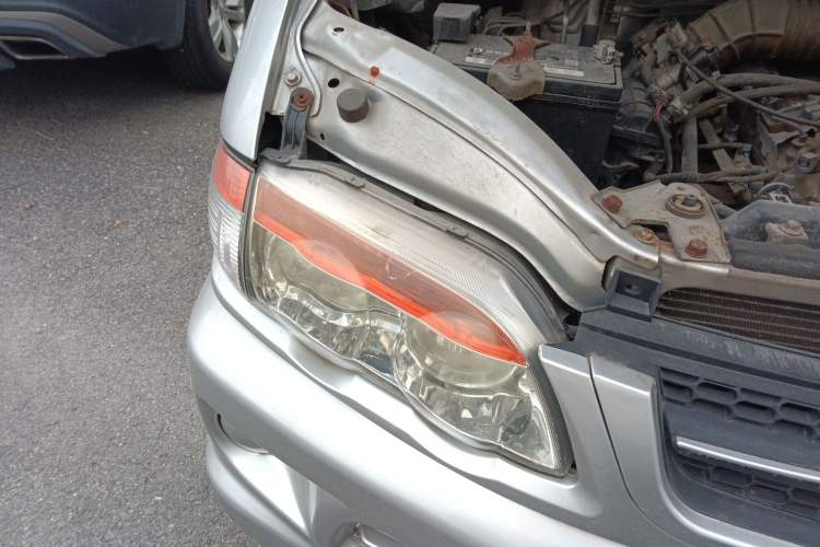 Used FORTHING Lingzhi 2016 V3 1.5L 7-Seater Standard Model China V Emission Standard