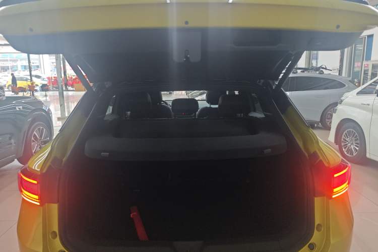 Used Volkswagen ID.4 X 2022 Pure Long-Range Version Trunk