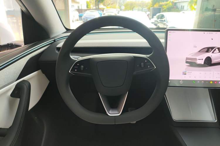 Used Tesla Model Y 2025 Long-Range All-Wheel Drive First Edition
