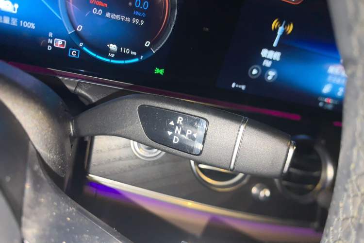 Used Mercedes-Benz E-Class New Energy 2022 E 350 e L Plug-in Hybrid Sports Sedan
