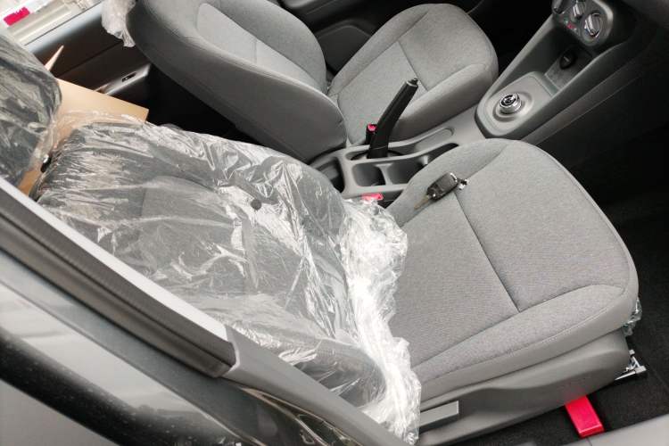 Used Wuling Hongguang New Energy 2025 Extended-Range Hybrid 50KM Comfort Version
