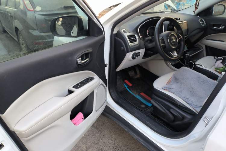 Used Jeep Compass 2017 200T Automatic Comfort Edition