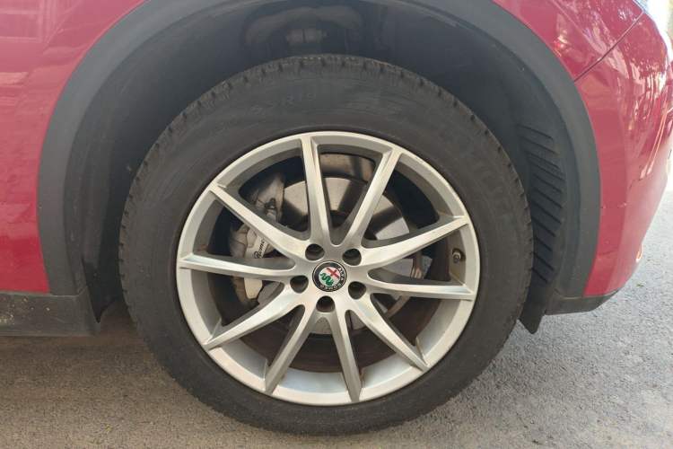 Used Alfa Romeo Stelvio 2017 2.0T 200HP Elite Edition
