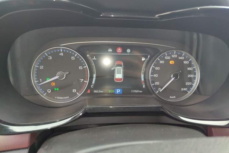 Used GAC Trumpchi GS8 2017 320T Two-Wheel Drive Luxury Edition (7 Seats)
