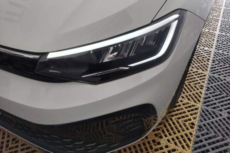 Used Volkswagen Lavida 2023 New Sharp 1.5L Automatic Excellent New Edition