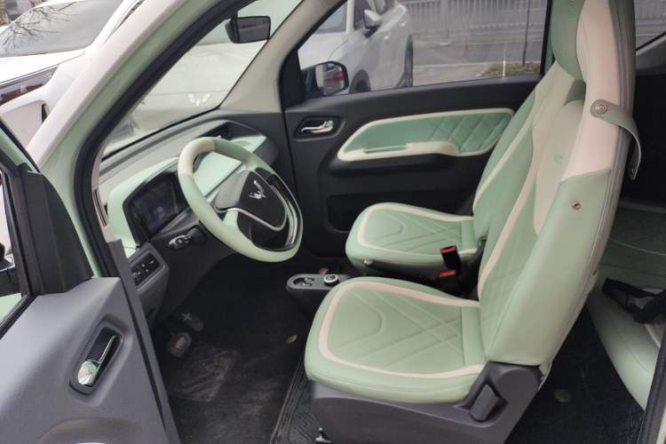 Used Wuling Hongguang MINIEV 2022 Macaron Premium Model – Lithium Iron Phosphate