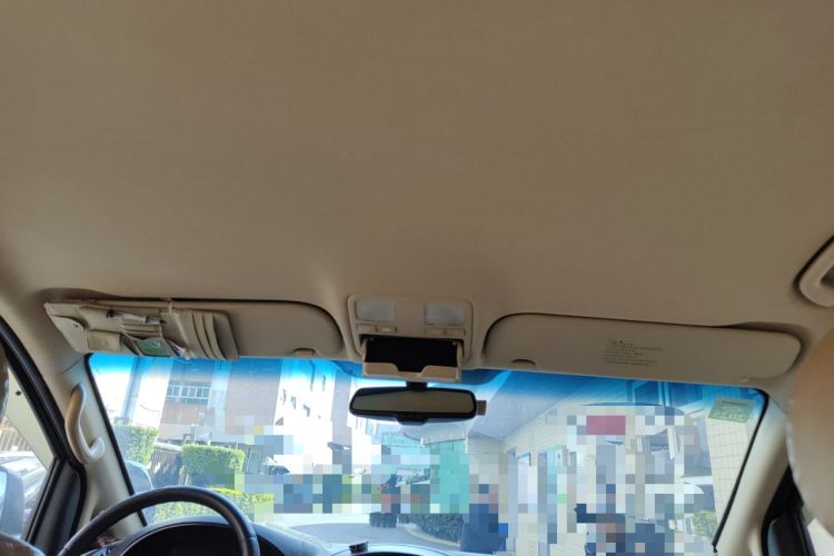 Used Hyundai H-1 Starex 2011 2.4L Luxury Edition Headliner