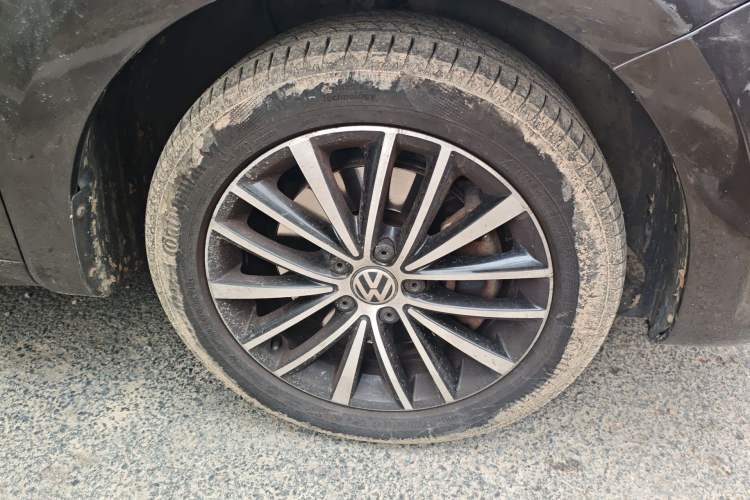 Used Volkswagen Sharan 2013 1.8TSI Standard Model Euro IV
