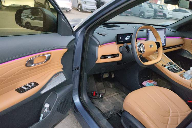 Used Geely Galaxy Galaxy Xingjian 7 EM-i 2025 120km Flagship Edition
