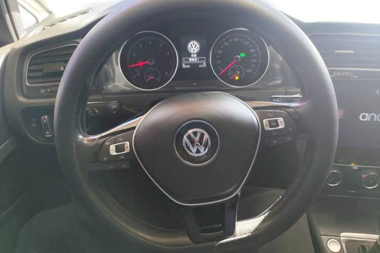 Used Volkswagen Golf 2018 230TSI Automatic Luxury Version