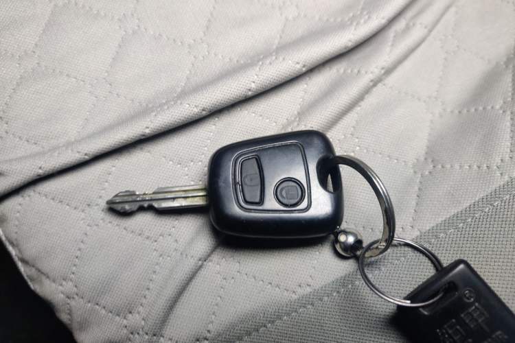 Used Citroen Elysee 2012 Sedan 1.6L Manual Tech Model
