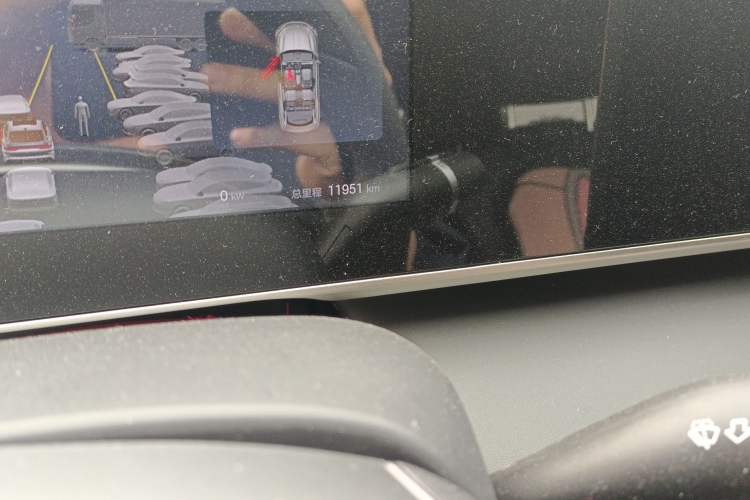 Used BYD Qin L 2025 DM-i Smart Drive 80KM Leading Model Odometer Close Up