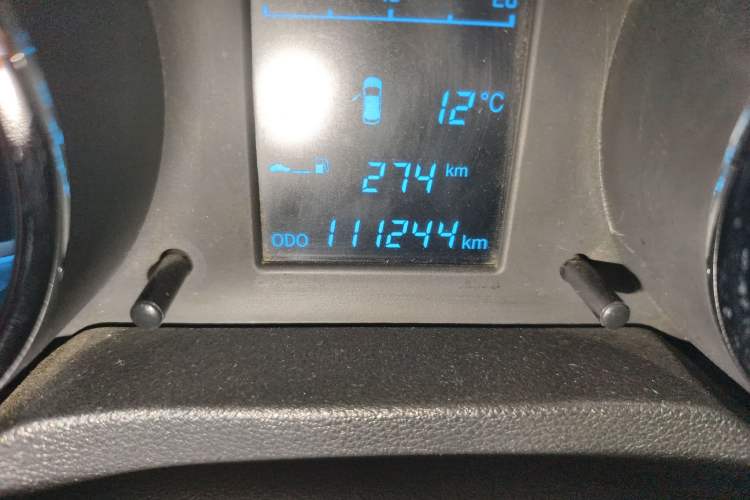 Used Changan CS35 2015 1.6L Manual Luxury Model China V Standard
