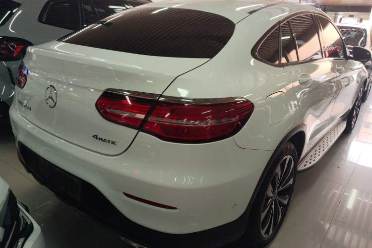 Used Mercedes-Benz GLC Coupe 2017 GLC 260 4MATIC Coupe SUV Rear Right 45 Deg