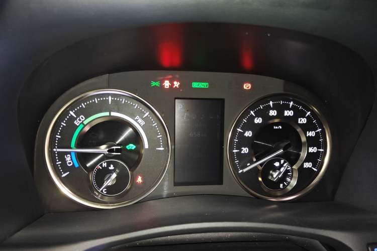 Used Toyota Vellfire 2021 Crown Dual-Engine 2.5L HV Luxury Edition
