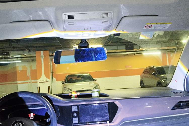 Used Volkswagen Tharu 2019 330TSI Four-Wheel Drive Flagship Model China VI Standard Headliner