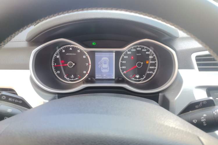 Used Geely Auto Emgrand X7 Sport 2016 1.8TD Automatic ZhiShang Model Instrument Cluster