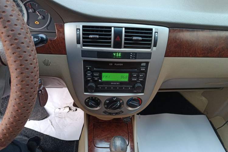 Used Buick Excelle 2005 Touring Version 1.8L Automatic Comfort Edition
