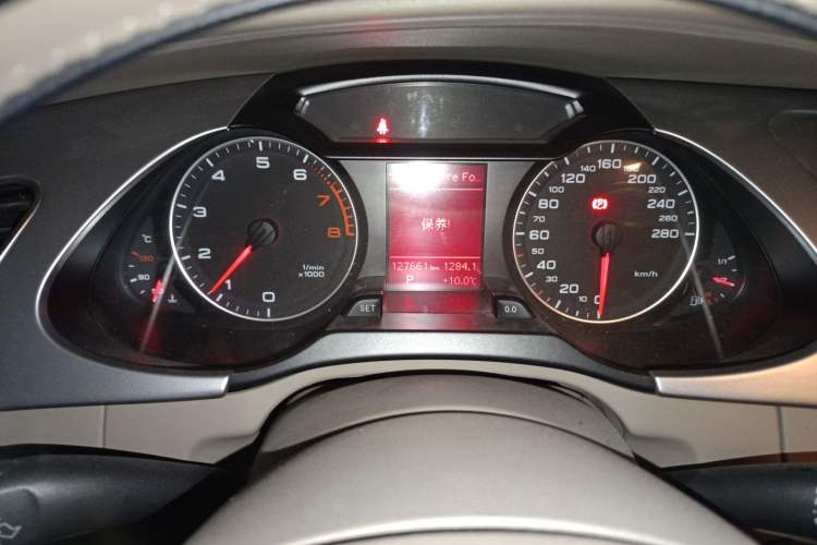 Used Audi A4L 2012 2.0 TFSI automatic standard version