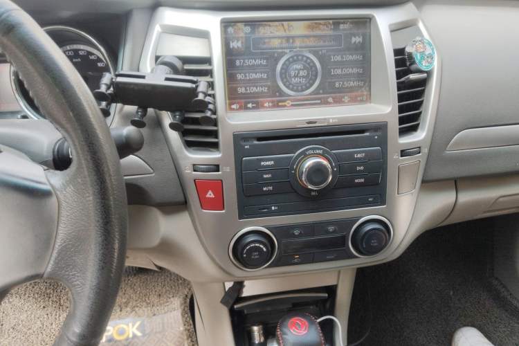 Used Dongfeng Aeolus A60 2012 1.6L Automatic Luxury Version
