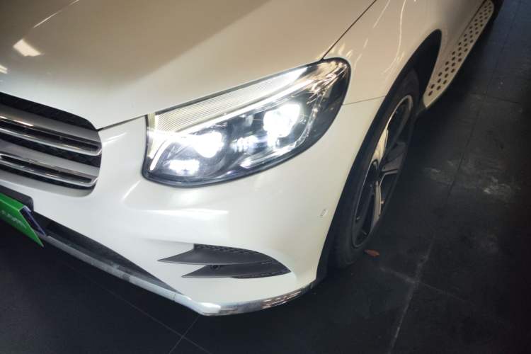 Used Mercedes-Benz GLC 2019 GLC 300 L 4MATIC Dynamic Model