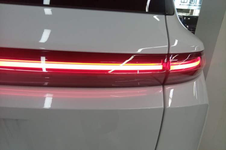 Used Li Auto L9 2025 Ultra Smart Refreshed Edition Exterior 3