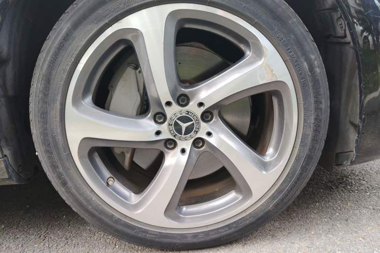 Used Mercedes-Benz E-Class 2019 Restyled E 300 L Sporty and Stylish Edition