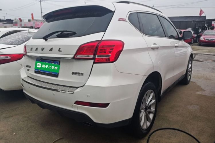 Used Haval H2 2017 Red-Label 1.5T Manual Two-Wheel Drive Luxury Model
