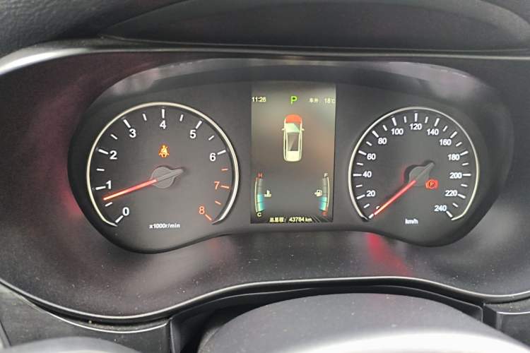 Used BYD Song MAX 2018 1.5T Automatic Smart Connect Elite Model with 6 Seats