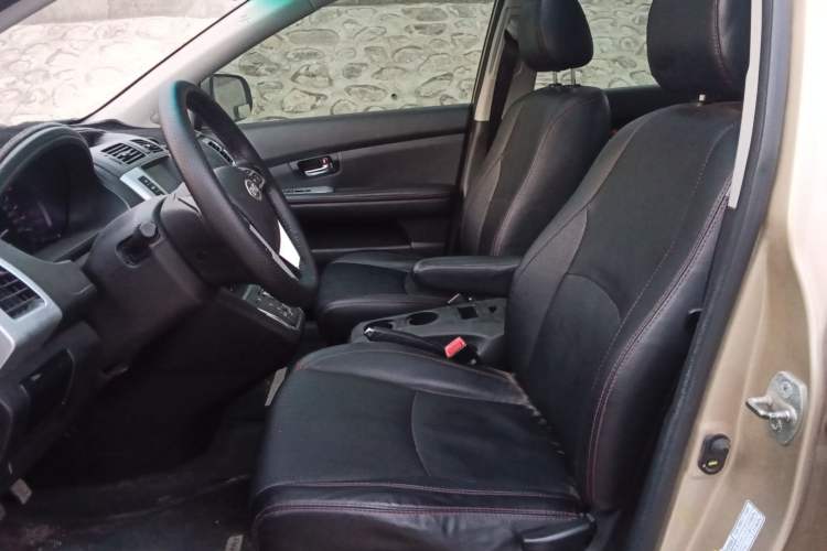 Used BYD S6 2014 2.4L Automatic Prestige 5-Seater