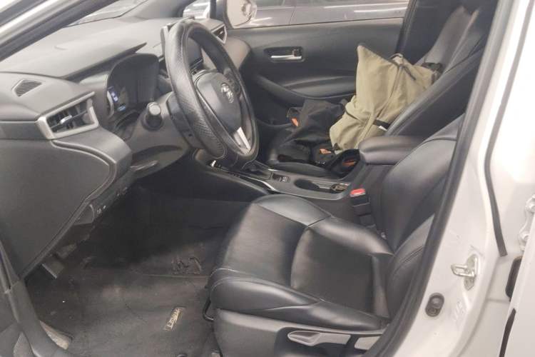 Used Toyota Levin 2019 185T CVT Luxury Edition China VI Standard Left Front Seat