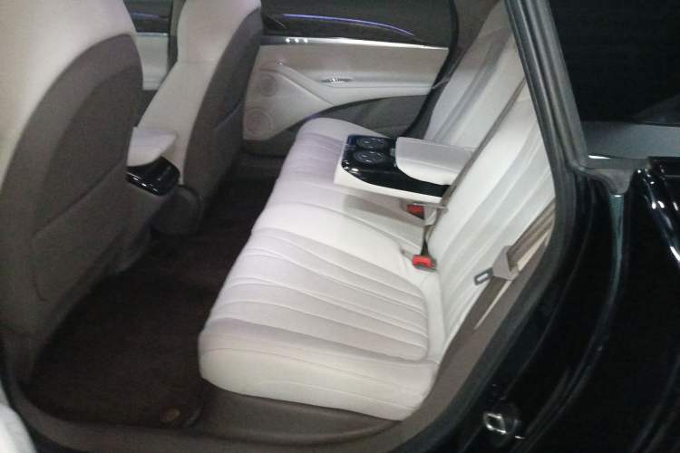 Used IM L7 2022 Dynamic Model