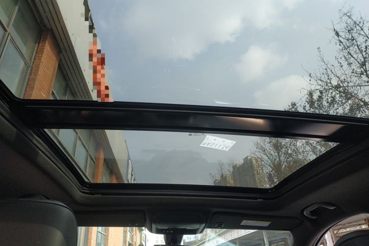 Used Cadillac XT4 2018 28T Two-Wheel-Drive Luxury Model